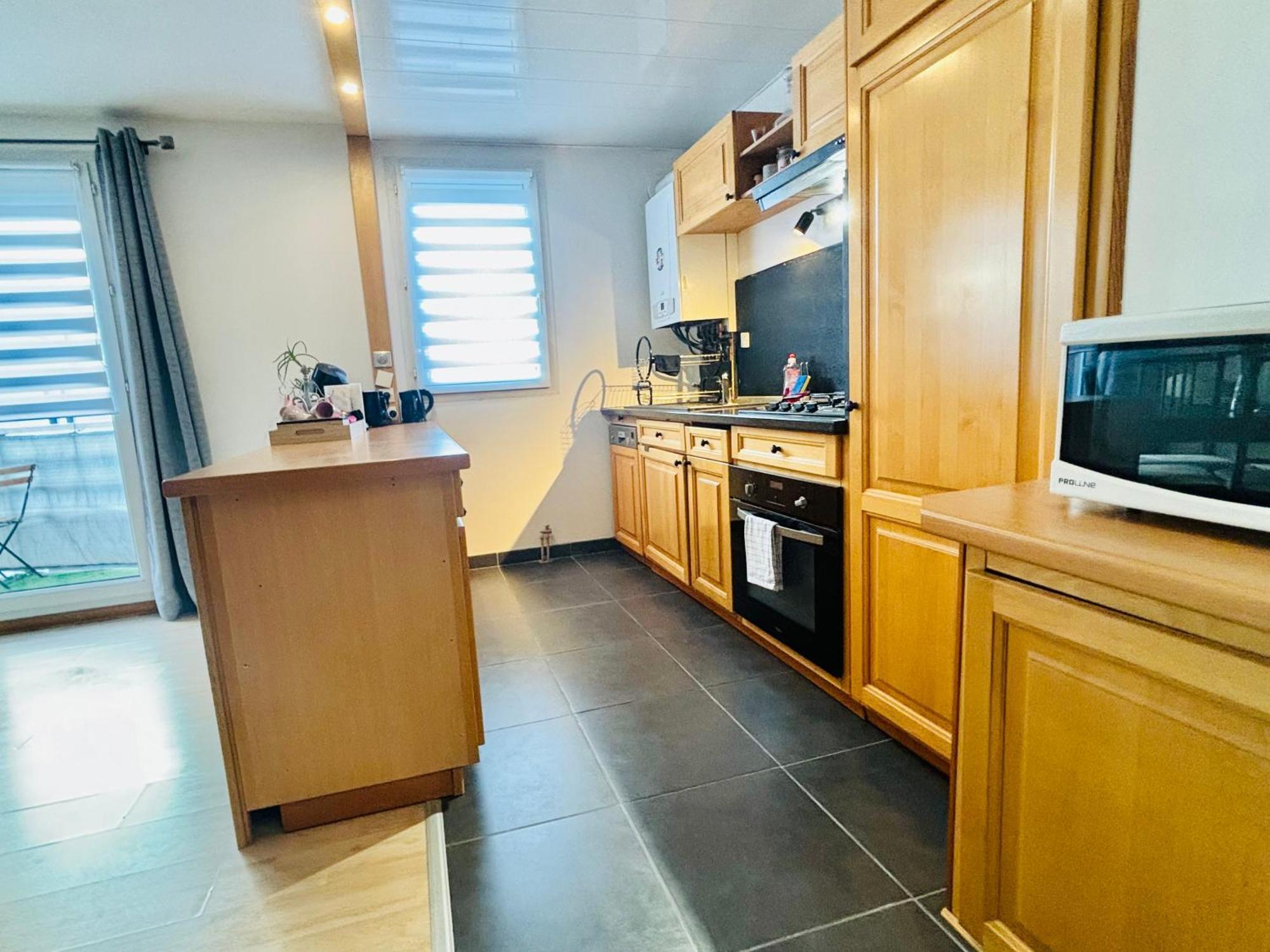 Superbe appartement a proximité de Disneyland Saint-Thibault-des-Vignes Esterno foto